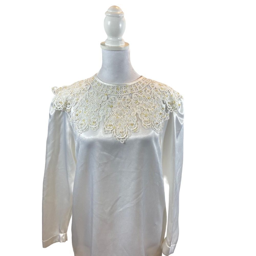 Vintage Sonya Ratay For San Andre White Blouse with Lace Bib Size 6 Made in USA